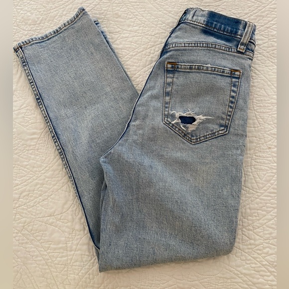 Abercrombie and Fitch Jeans - Picture 1 of 4